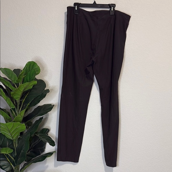 Eileen Fisher dark brown washable crepe pant Medium - Picture 3 of 4